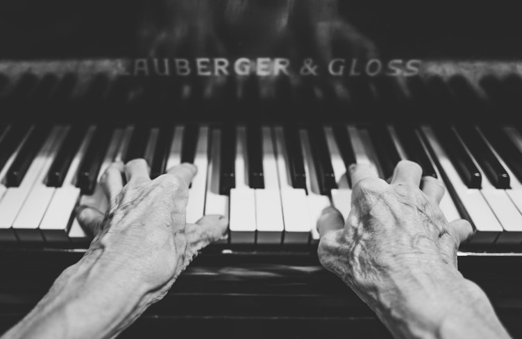 Rencontre avec un pianiste à 7h15...