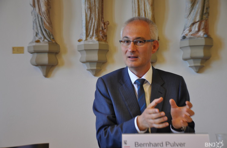 7h20: le départ de Bernhard Pulver