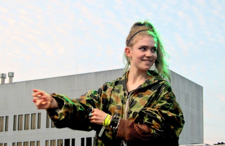 Grimes est en nouveauté avec nous à 11h10