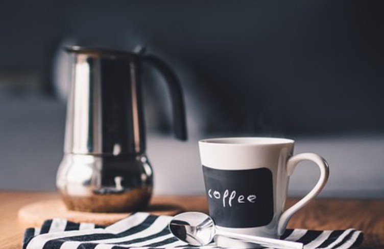Un café et B12... La journée promet d'être belle!