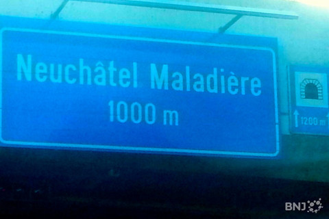 Les automobilistes ont vu défiler les panneaux autoroutiers... au pas! (photo auditeur)