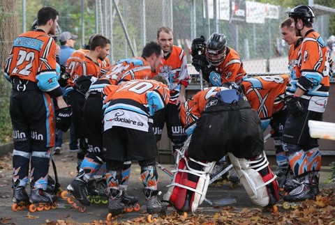Le SHC Rossemaison est dos au mur dans la finale des play-off de Ligue A (photo : www.shcrossemaison.ch)