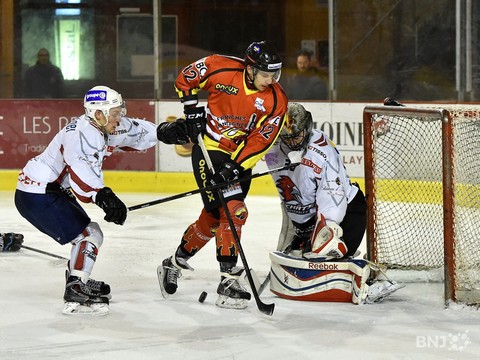 Colin Loeffel et le HC Franches-Montagnes peuvent se mordre les gants...