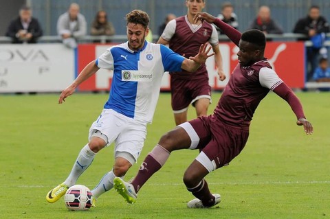Célien Wicht (en bleu et blanc) se plaît à Zurich