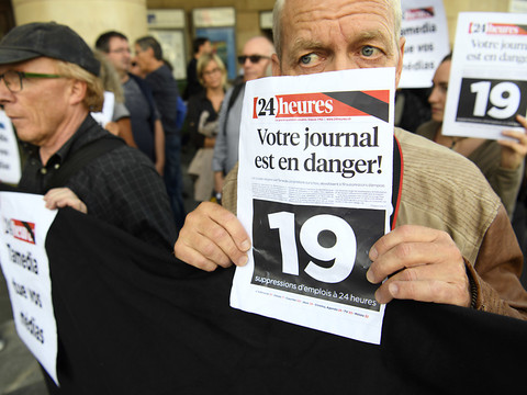 Plus de 150 journalistes en colère contre les licenciements