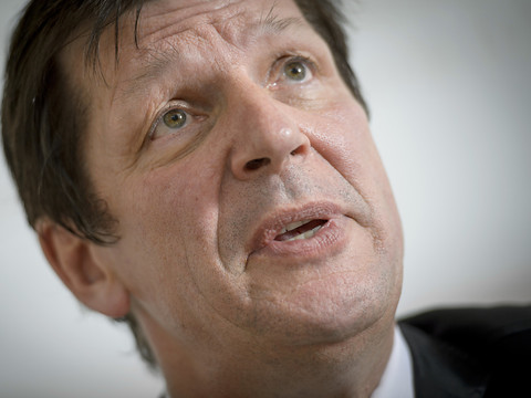 Les comportements inadéquats de l'ex-chef de service dénoncés