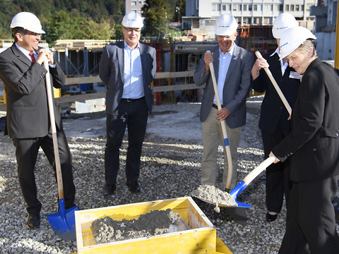Lausanne: pose de la première pierre du centre Agora