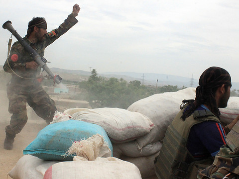Kunduz de nouveau attaquée par les talibans