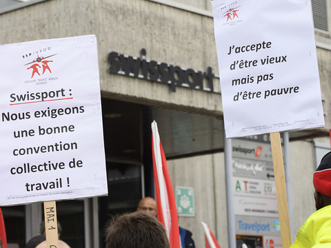 Les employés de Swissport réclament une hausse de salaires