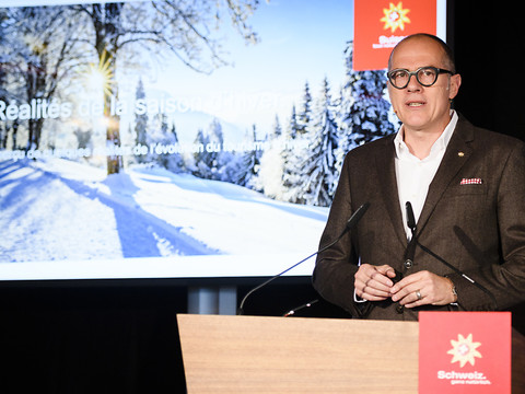 Suisse Tourisme veut faire monter Asiatiques et expats sur les skis