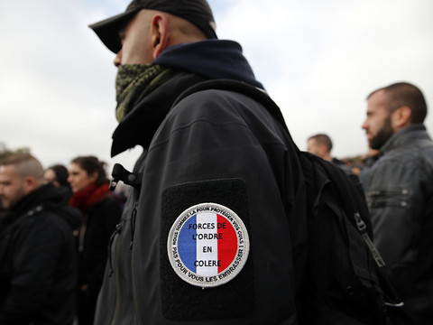 Nouvelles manifestations de policiers