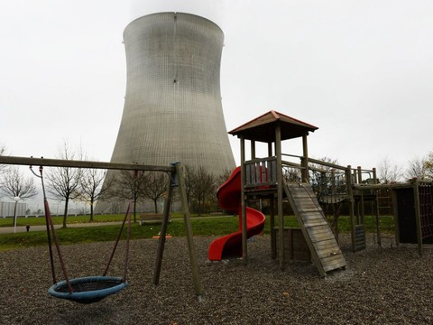 Les Suisses pour une sortie du nucléaire, dit un nouveau sondage