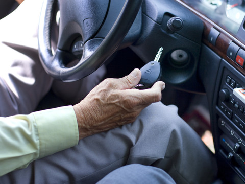 Pas de contrôle obligatoire pour les conducteurs avant 75 ans