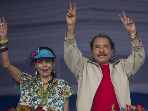 Présidentielle controversée au Nicaragua: Ortega fait cavalier seul