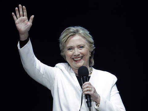 Emails: le FBI maintient sa position de ne pas poursuivre Clinton