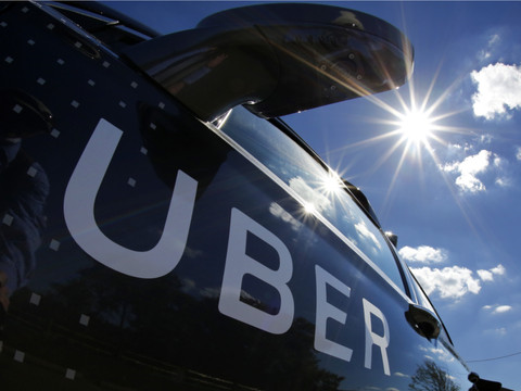 Suspense prolongé pour Uber et les taxis lausannois