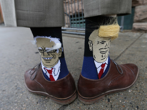 Bernie Sanders offre de travailler avec Donald Trump