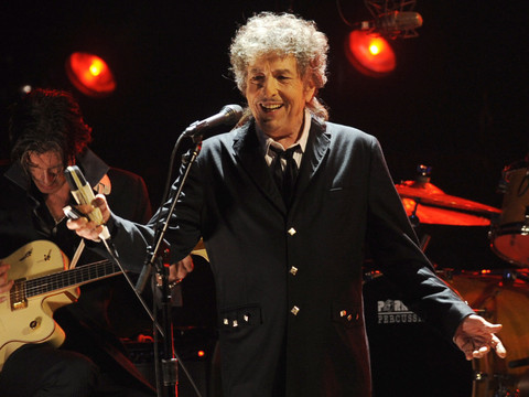 Bob Dylan n'ira pas chercher son Nobel de Littérature