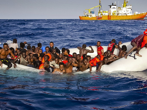 Plus de 4600 décès de migrants en Méditerranée depuis début 2016