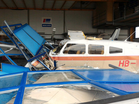 Une perte de contrôle a causé le crash du Piper à Ecuvillens (FR)