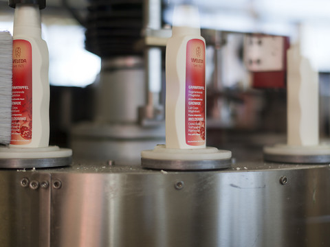 Le Conseil fédéral édicte des règles spéciales pour les cosmétiques