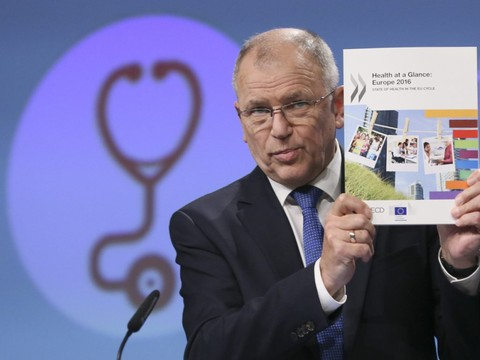 Les Européens plus vieux mais pas forcément en meilleure santé