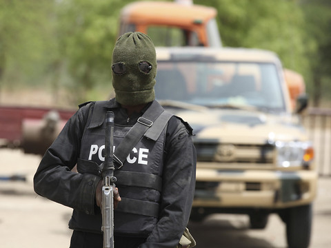 Le Nigeria accusé par Amnesty de la mort de 150 séparatistes