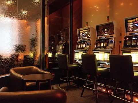 Mobilisation de la police dans le Casino de Baden (AG)