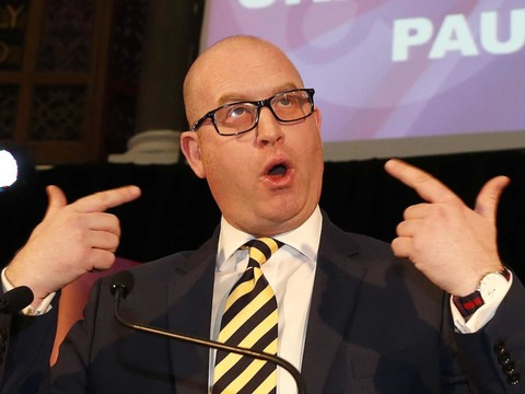 Paul Nuttall élu pour remplacer Farage à la tête du parti Ukip