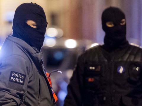 Six suspects arrêtés après une attaque à la machette en Belgique