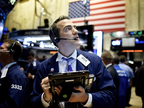 Wall Street ouvre à des records, dopée par les cours du pétrole
