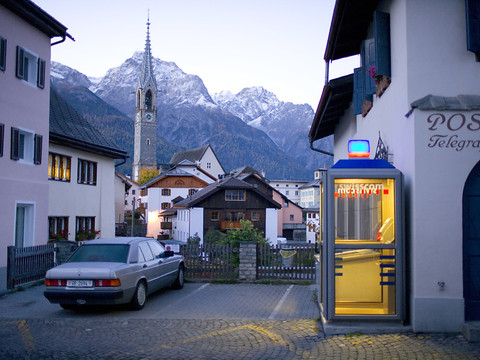 Vers l'abandon de la cabine téléphonique dans chaque commune