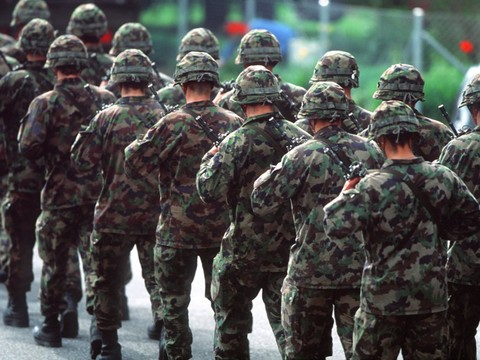 Ex-recrues condamnées pour avoir tourmenté des camarades
