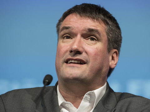Christian Levrat réélu pour un 3e mandat à la tête des socialistes