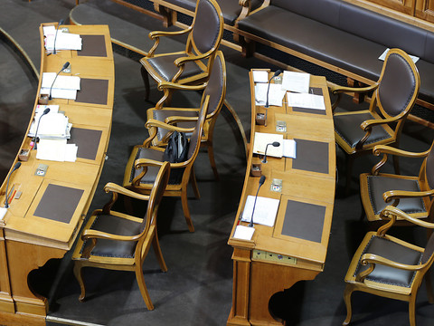 Pas de coupes dans l'asile ou de blocage de crédits pour 2017