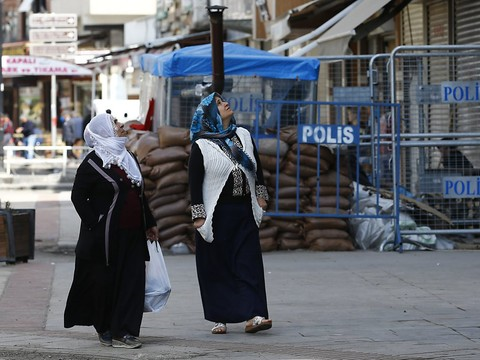 Amnesty: un demi-million de déplacés dans le sud-est de la Turquie