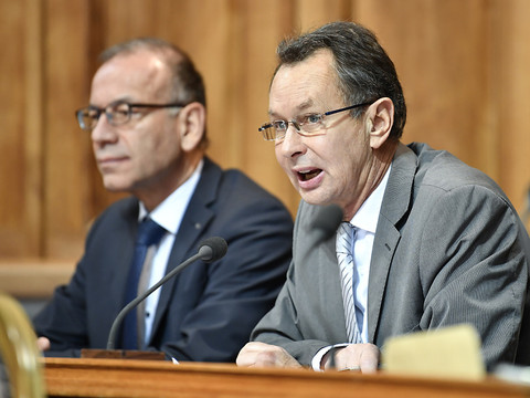 Le Conseil des Etats fignole l'application de l'initiative de l'UDC