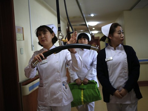 Il manque 50 millions d'emplois dans la santé dans le monde