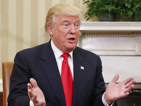 Trump ne se sent pas lié par le principe de la 