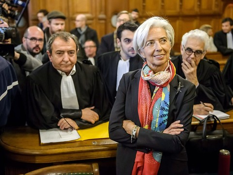 Lagarde dit n'être 