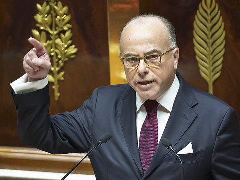Cazeneuve souhaite une 