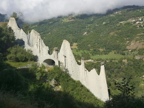 Fini le trafic automobile pour les pyramides d'Euseigne