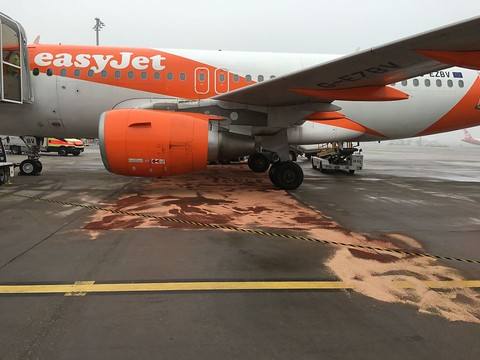 Du kérosène s'échappe lors du ravitaillement d'un avion à Zurich