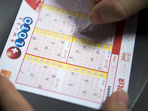 Trois chanceux se partagent la cagnotte du Swiss Loto