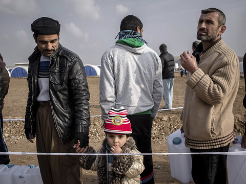 Les enfants pris dans la bataille de Mossoul 