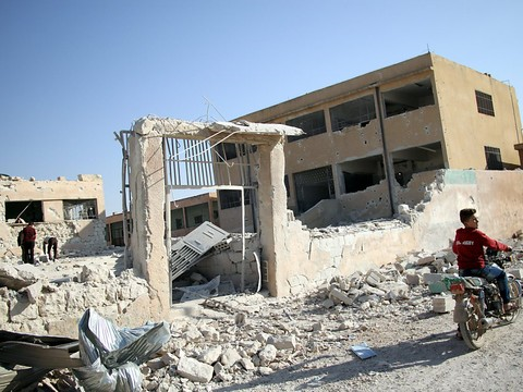 Les frappes russes à Idlib et autour d'Alep s'intensifient