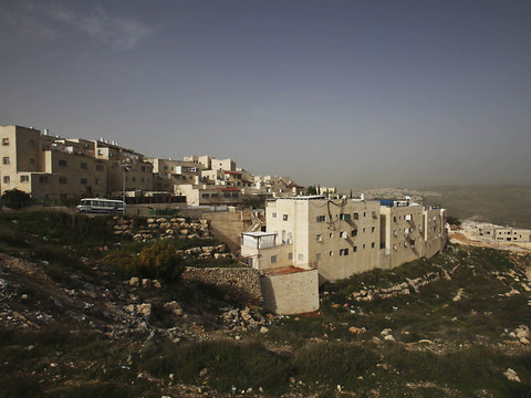 Israël temporise sur ses colonies avant un discours de John Kerry