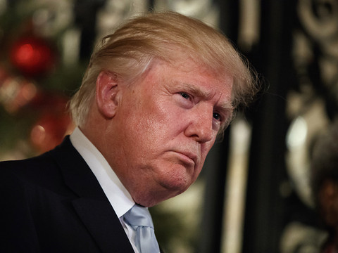 Volte-face des élus républicains après un nouveau tweet de Trump