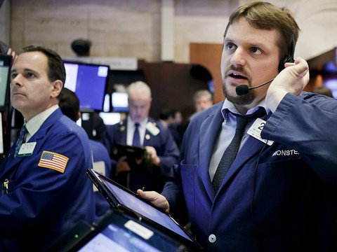 Bourse de New York sans tendance jeudi mais le Nasdaq bat un record