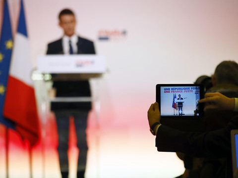 Primaire socialiste: l'avance de Manuel Valls se réduit